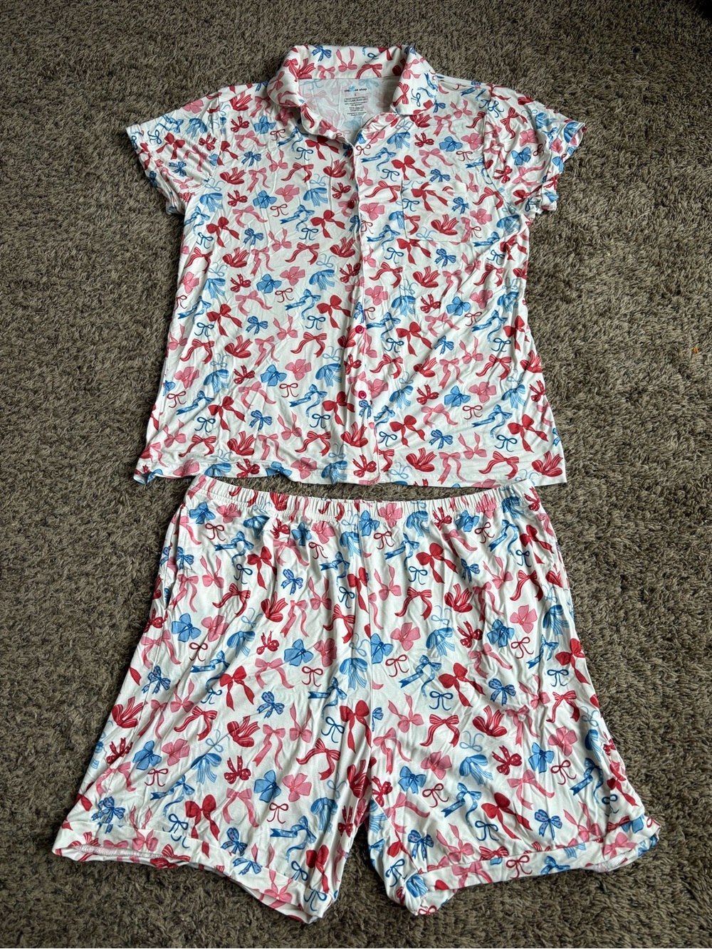 Little One Shop Women's L Bamboo Viscose Button-Front Bow Pajama Shorts Set